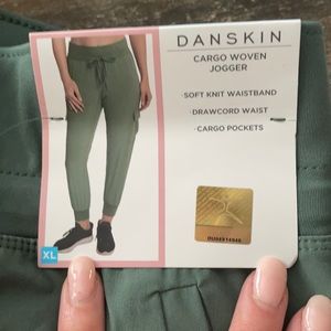 Danskin Olive cargo woven jogger